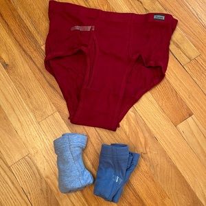 Hanes Comfort Soft Briefs Bundle. (3) Ass’t Colors. Men’s Size Large   NEW!!!